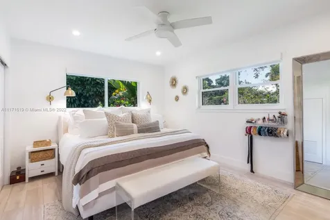 8377 SW 62nd Avenue South Miami FL 33143