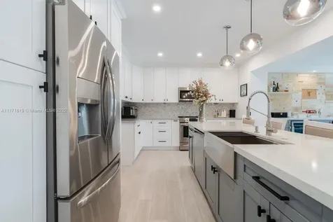 8377 SW 62nd Avenue South Miami FL 33143