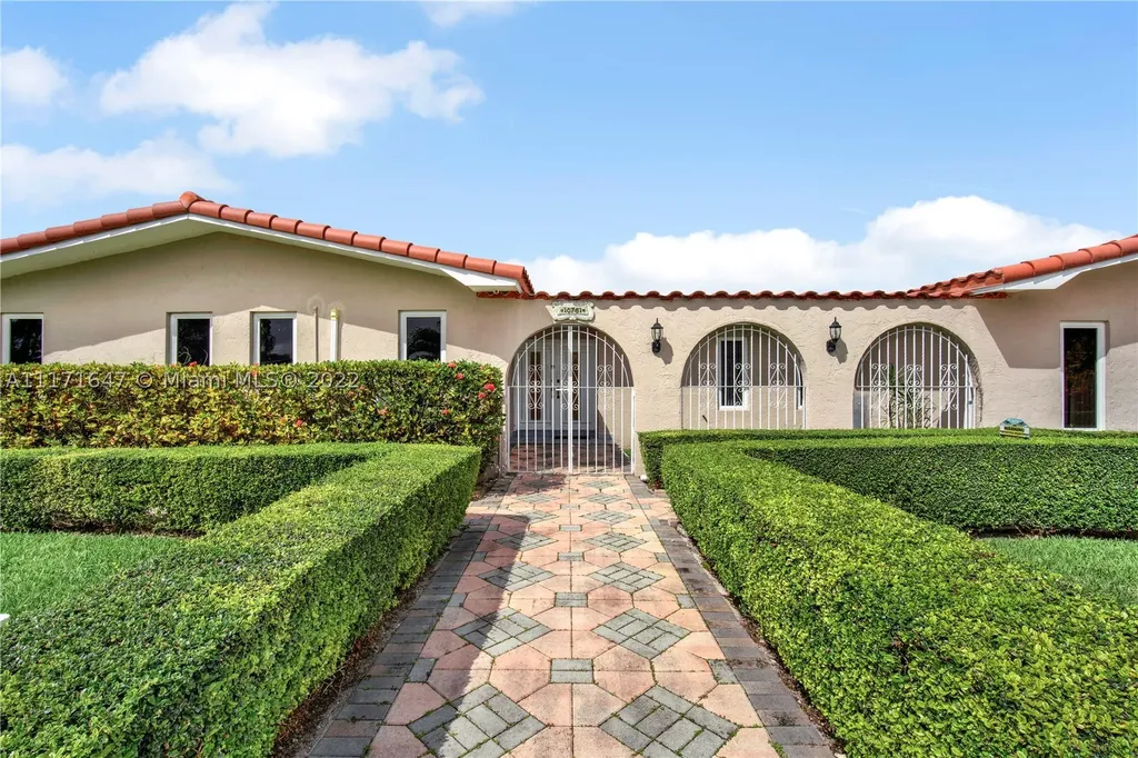 10761 SW 60th Street Miami FL 33173
