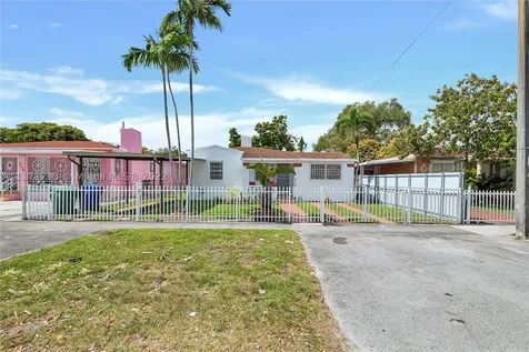100 SW 58th Avenue Miami FL 33144
