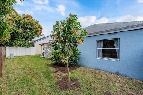 1111 SW 85th Avenue Pembroke Pines FL 33025