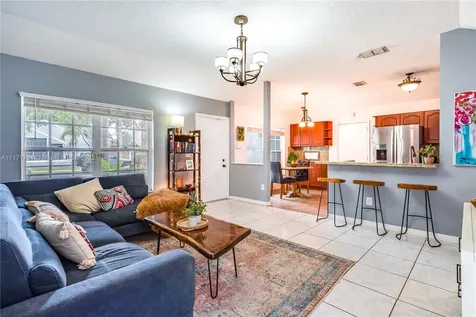 1111 SW 85th Avenue Pembroke Pines FL 33025