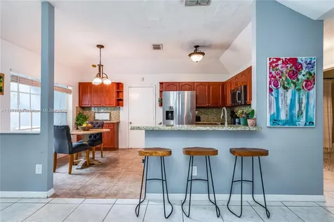 1111 SW 85th Avenue Pembroke Pines FL 33025