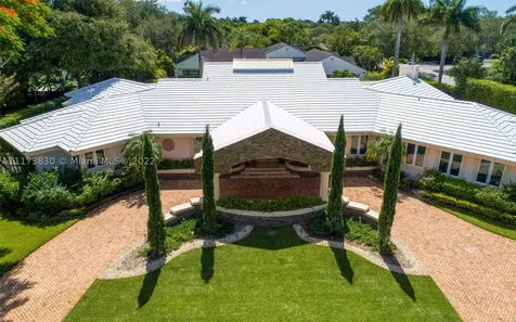 10325 SW 89th Court Miami FL 33176