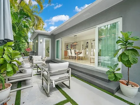5050 NE 5 Avenue Miami FL 33137