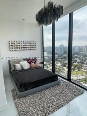 18555 Collins Avenue Aventura FL 33160
