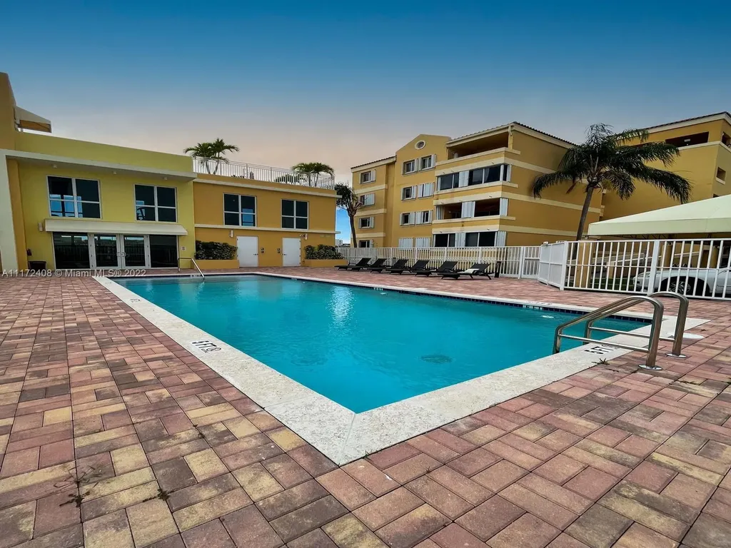 269 NW 7th Street Miami FL 33136