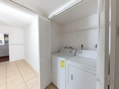 269 NW 7th Street Miami FL 33136