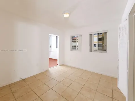 269 NW 7th Street Miami FL 33136