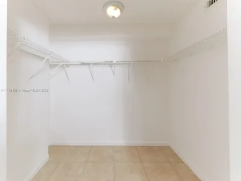269 NW 7th Street Miami FL 33136