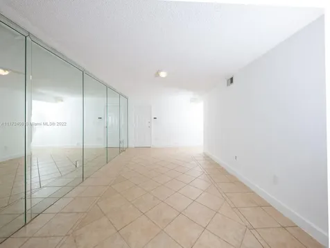 269 NW 7th Street Miami FL 33136