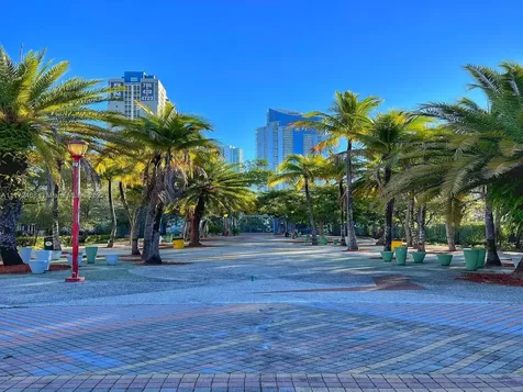 269 NW 7th Street Miami FL 33136