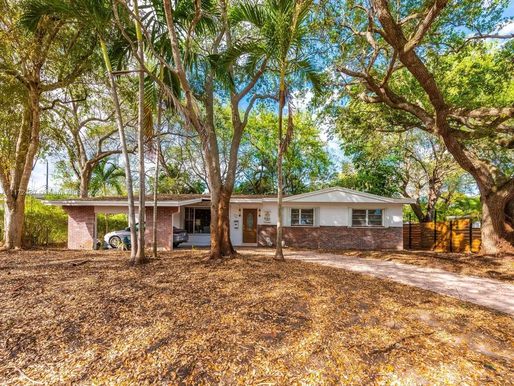 9745 SW 76th Street Miami FL 33173