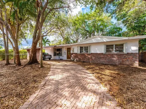 9745 SW 76th Street Miami FL 33173