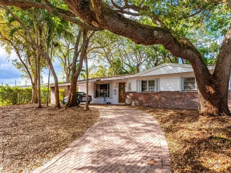 9745 SW 76th Street Miami FL 33173