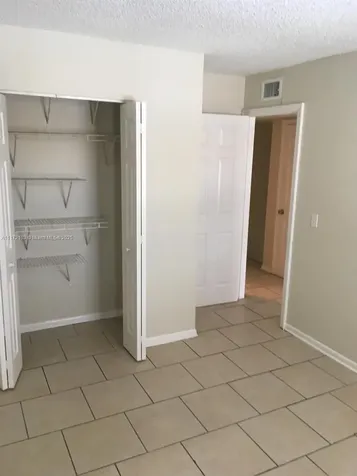 5962 NW 29th Place Sunrise FL 33313