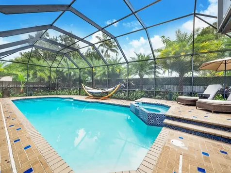 8904 SW 177th Terrace Palmetto Bay FL 33157