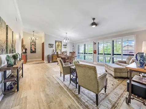 8904 SW 177th Terrace Palmetto Bay FL 33157