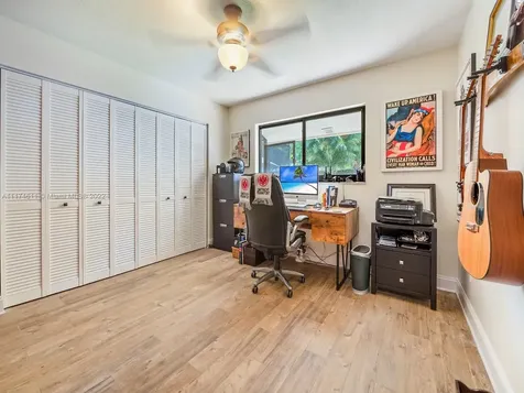 8904 SW 177th Terrace Palmetto Bay FL 33157