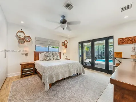 8904 SW 177th Terrace Palmetto Bay FL 33157