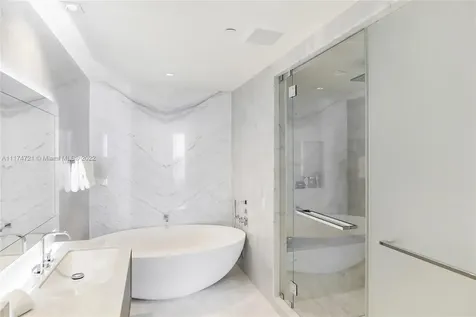 18501 Collins Avenue Sunny Isles Beach FL 33160