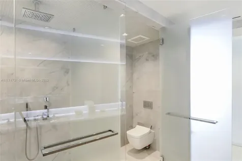 18501 Collins Avenue Sunny Isles Beach FL 33160