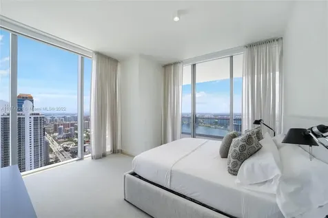 18501 Collins Avenue Sunny Isles Beach FL 33160