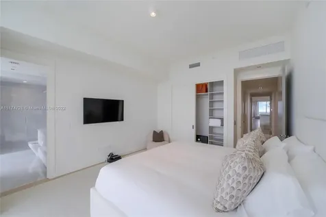 18501 Collins Avenue Sunny Isles Beach FL 33160