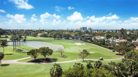 6060 La Gorce Drive Miami Beach FL 33140