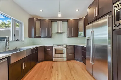 6060 La Gorce Drive Miami Beach FL 33140
