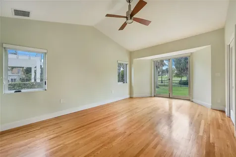 6060 La Gorce Drive Miami Beach FL 33140