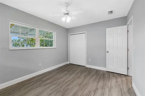 7181 Hope Street Hollywood FL 33024