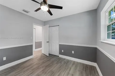 7181 Hope Street Hollywood FL 33024