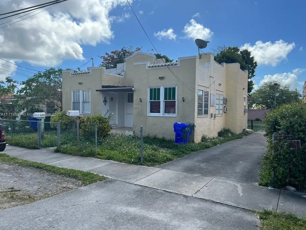 2370 NW Flagler Terrace Miami FL 33125