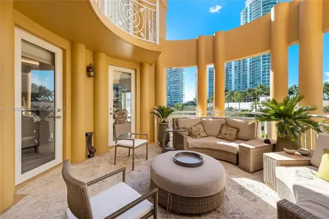 100 Jefferson Avenue Miami Beach FL 33139
