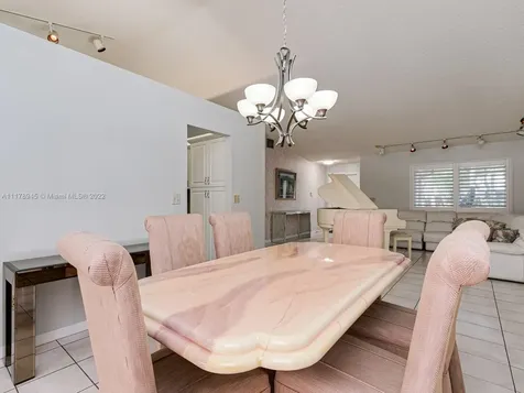 4760 E Hawkes Bluff Avenue Davie FL 33331