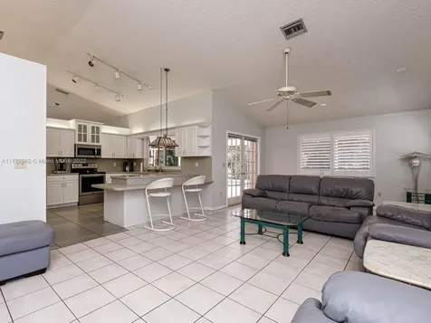 4760 E Hawkes Bluff Avenue Davie FL 33331