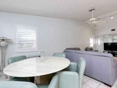 4760 E Hawkes Bluff Avenue Davie FL 33331