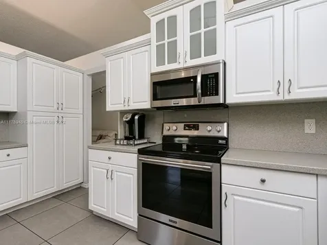 4760 E Hawkes Bluff Avenue Davie FL 33331