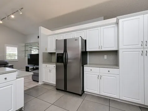 4760 E Hawkes Bluff Avenue Davie FL 33331
