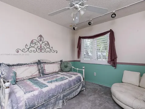 4760 E Hawkes Bluff Avenue Davie FL 33331