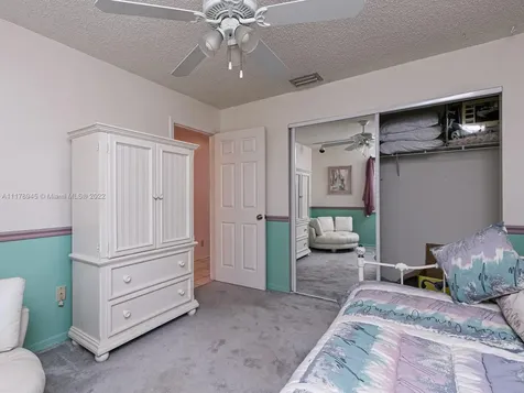 4760 E Hawkes Bluff Avenue Davie FL 33331