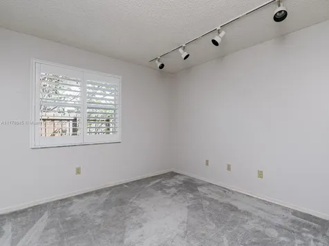 4760 E Hawkes Bluff Avenue Davie FL 33331