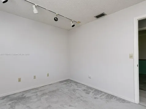 4760 E Hawkes Bluff Avenue Davie FL 33331