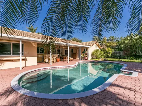 4760 E Hawkes Bluff Avenue Davie FL 33331