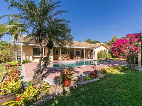 4760 E Hawkes Bluff Avenue Davie FL 33331