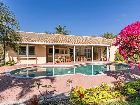 4760 E Hawkes Bluff Avenue Davie FL 33331