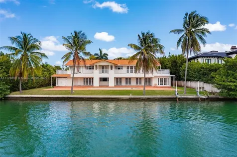 2220 N Bay Road Miami Beach FL 33140
