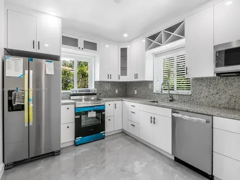 9333 NE 9th Place Miami Shores FL 33138