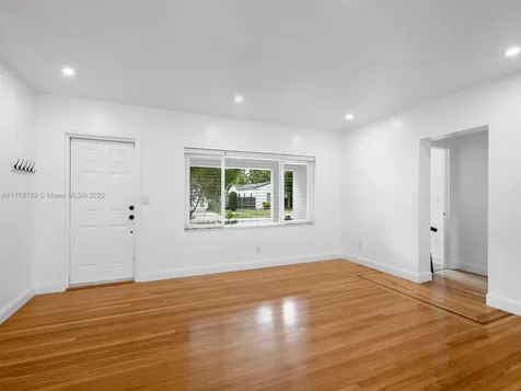 9333 NE 9th Place Miami Shores FL 33138